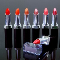 Square lipstick tube with mirror